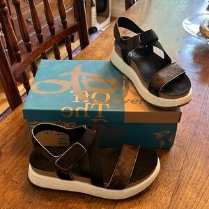 OTBT Sierra sandals